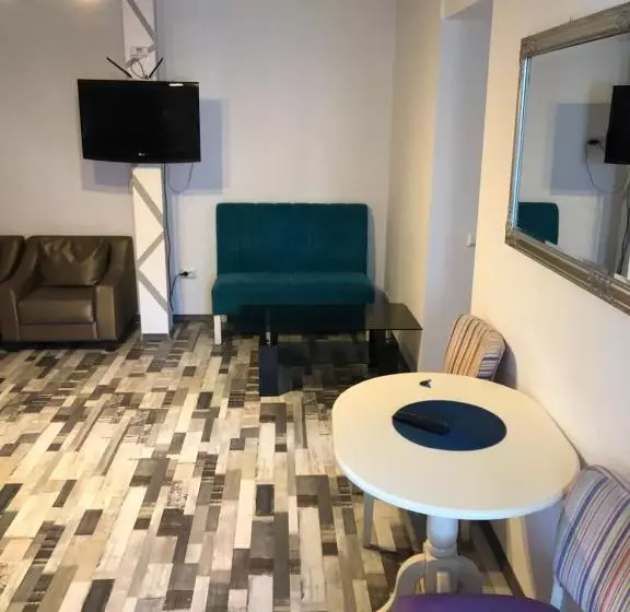 The Vintage   Wonderful Apartment In Best Location