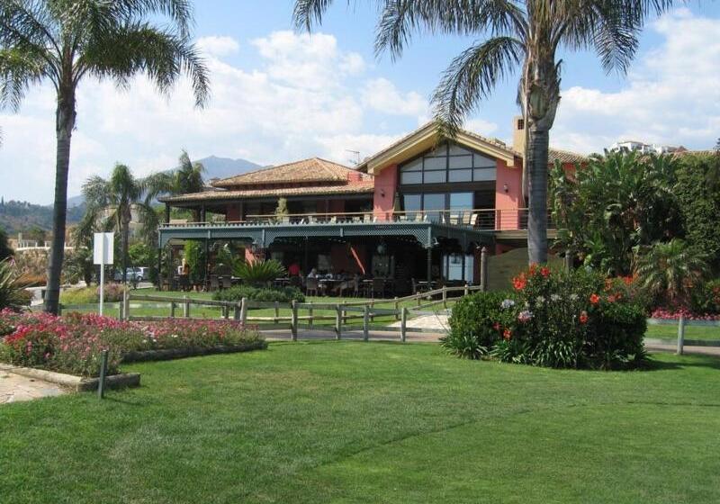 Marbella, Los Arqueros Golf & Country Club, Sleeps 7 Plus 1 Child