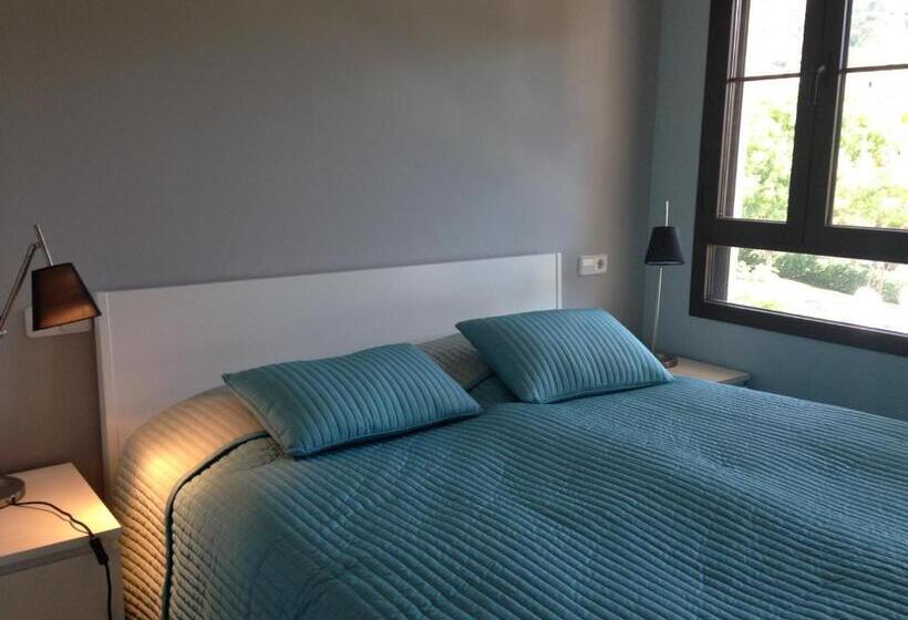 Marbella, Los Arqueros Golf & Country Club, Sleeps 7 Plus 1 Child