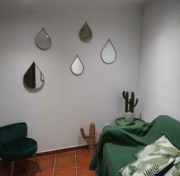 Watching Ciro Apartment