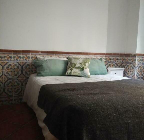 Watching Ciro Apartment