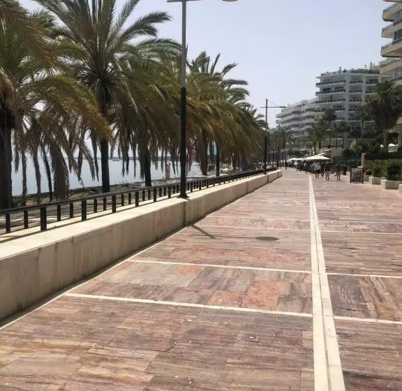 Central Marbella 2nd Line   1 Bedroom Apartment   A Home From Home