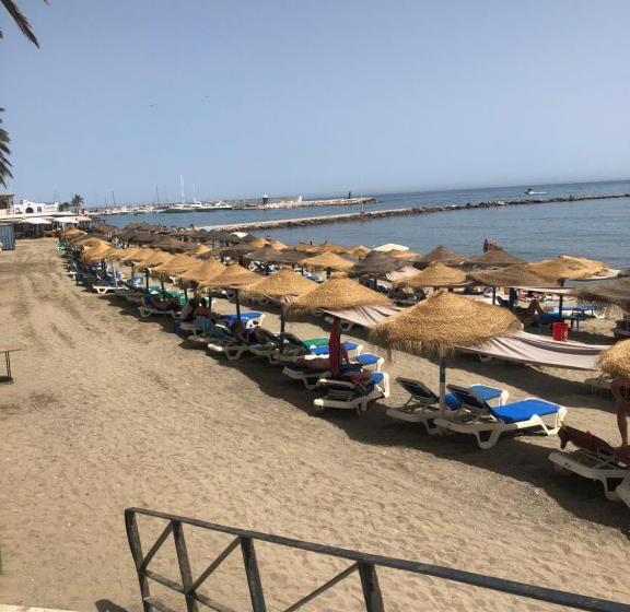 Central Marbella 2nd Line   1 Bedroom Apartment   A Home From Home