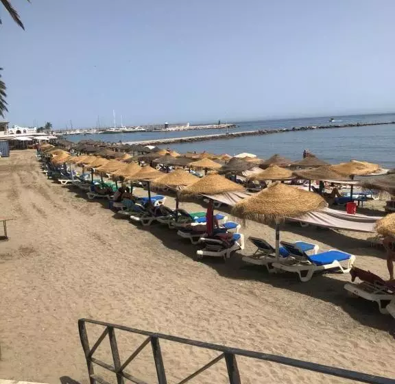 Central Marbella 2nd Line   1 Bedroom Apartment   A Home From Home