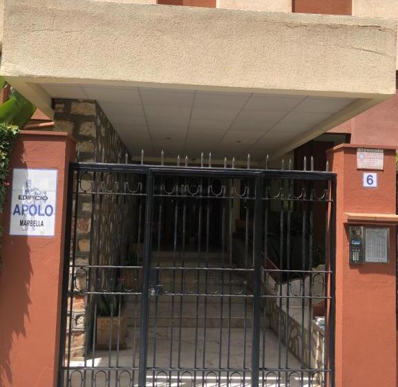 Central Marbella 2nd Line   1 Bedroom Apartment   A Home From Home