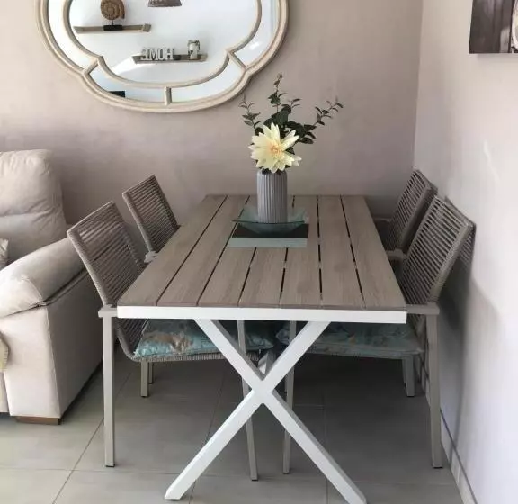 Central Marbella 2nd Line   1 Bedroom Apartment   A Home From Home