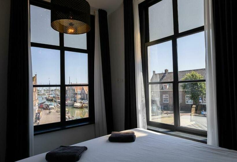 En Stadscafé De Dam L Hotel Monnickendam