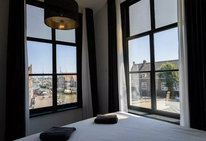 En Stadscafé De Dam L Hotel Monnickendam