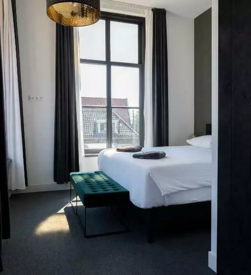 En Stadscafé De Dam L Hotel Monnickendam