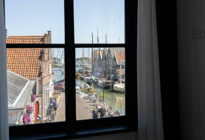 En Stadscafé De Dam L Hotel Monnickendam