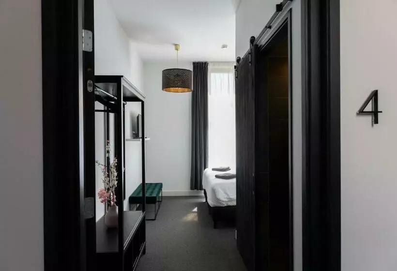 En Stadscafé De Dam L Hotel Monnickendam