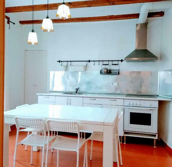 Valencian Dreams Of The Proletariat