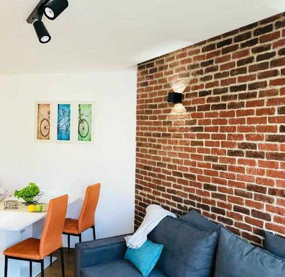 Bright, Comfortable And Cozy Apartment