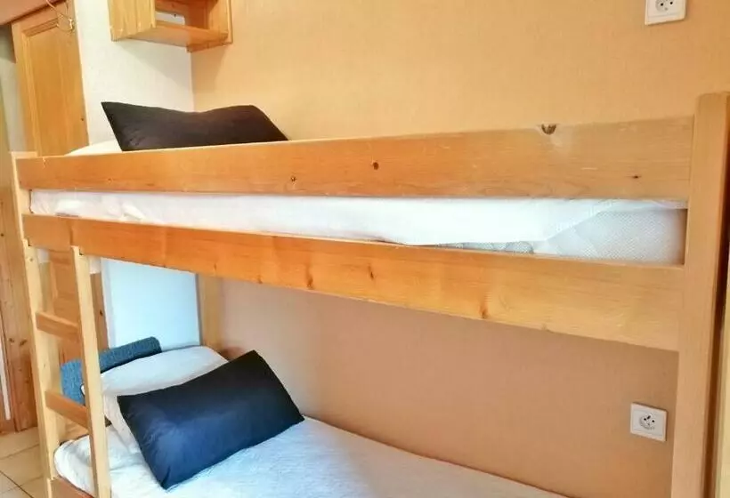 Studio Cosy Avec Balcon, Au Pied Du Télécabine Et Pistes, Centre Village à 150m, 4 Couchages   Fr 1