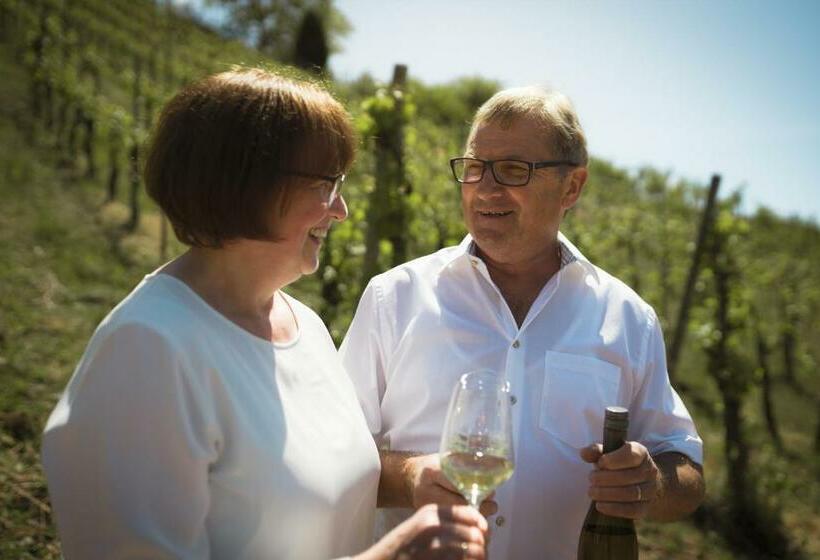 Urlaubsweingut Zecherhof