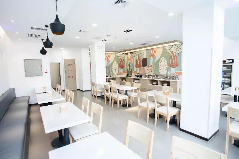 Hotelli Hanting  Shenyang Santaizi Metro Station