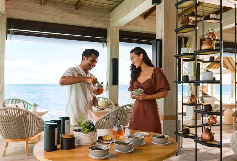 هتل Hilton Maldives Amingiri Resort & Spa