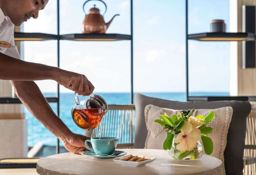 هتل Hilton Maldives Amingiri Resort & Spa