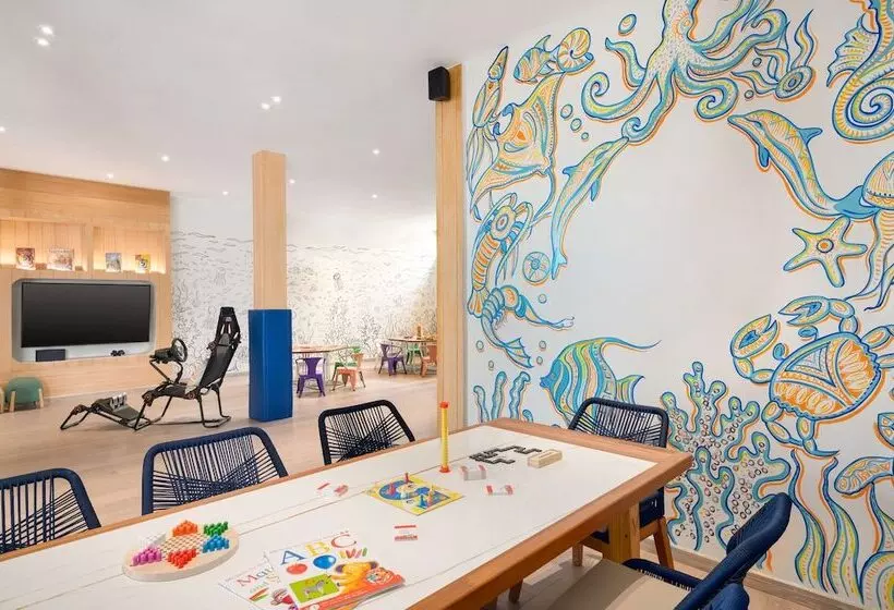 هتل Hilton Maldives Amingiri Resort & Spa