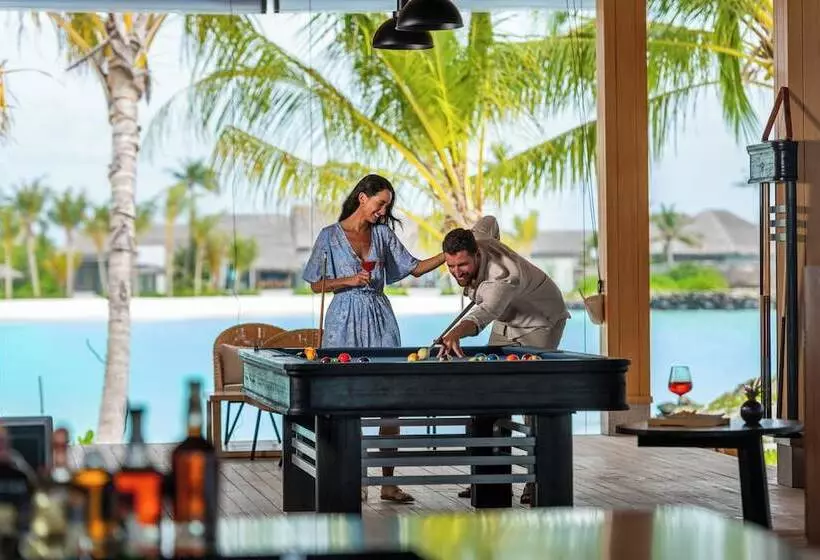 هتل Hilton Maldives Amingiri Resort & Spa