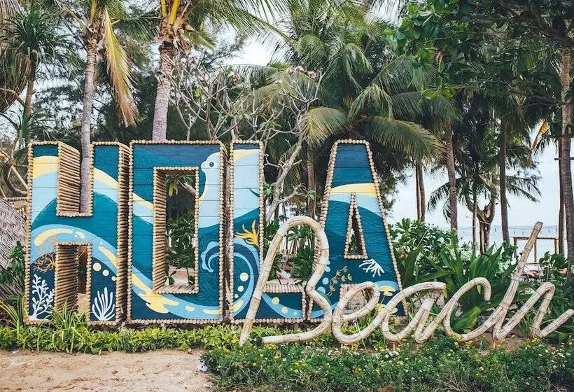 هتل Hola Beach   Beach Club & Eco Glamping Resort