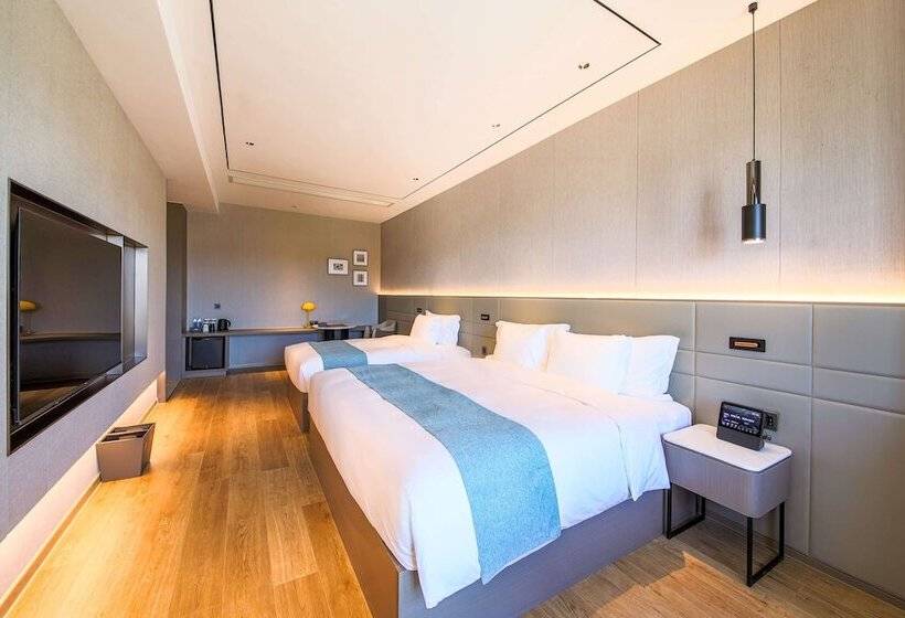 Howard Johnson By Wyndham Longxiang Hotel Ningbo