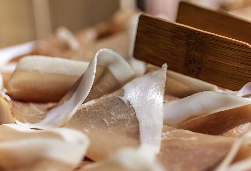 هتل Ibis Styles St Margrethen Bodensee