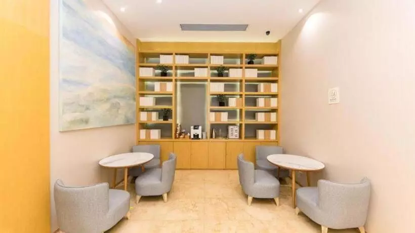 Ji Hotel Ningbo Yinzhou Impression City