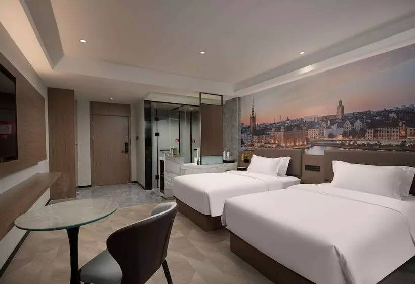ホテル Ramada Encore By Wyndham Wuhan West
