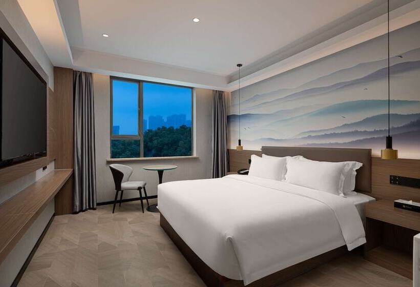 Otel Ramada Encore By Wyndham Wuhan West
