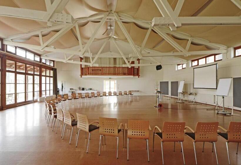 Отель Am Friedrichshof