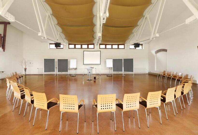 Отель Am Friedrichshof