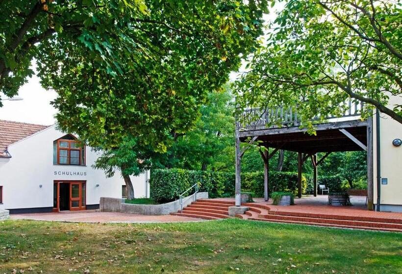 Отель Am Friedrichshof