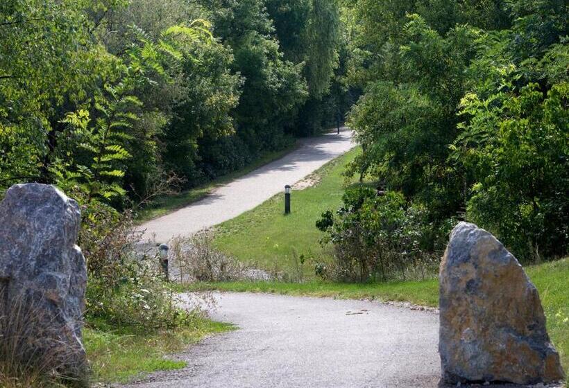 Отель Am Friedrichshof