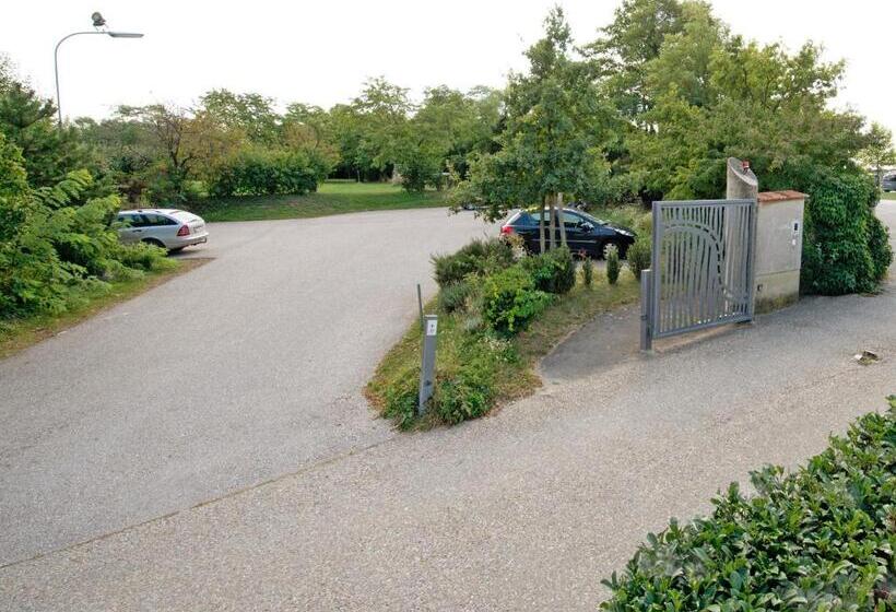 Отель Am Friedrichshof