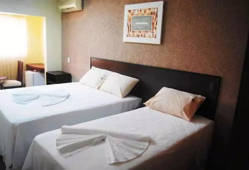 ホテル Candango Aero