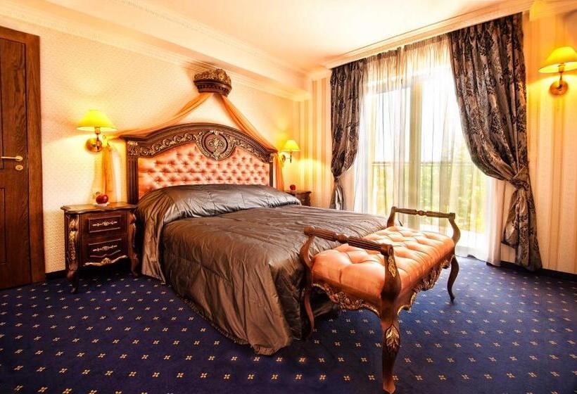 בית מלון כפרי Chinar