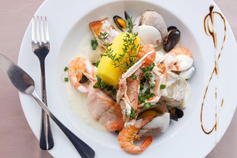 Отель Du Port Et Des Bains