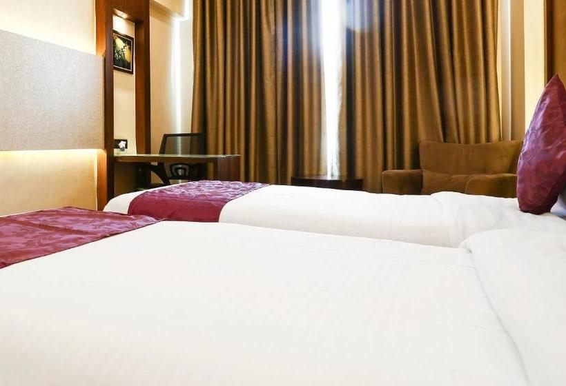 Hotelli Treebo Premium Eden Residency