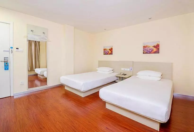 Отель Hanting Express Shanghai Chuansha Road Subway Station