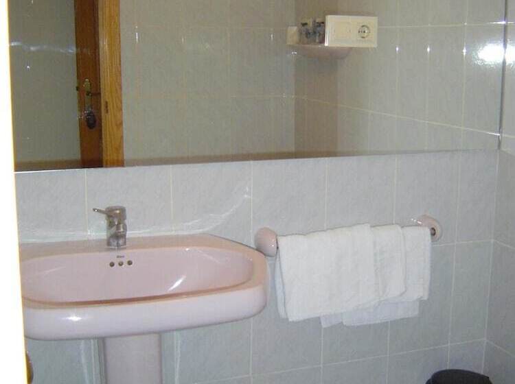 בית מלון כפרי Lazaro