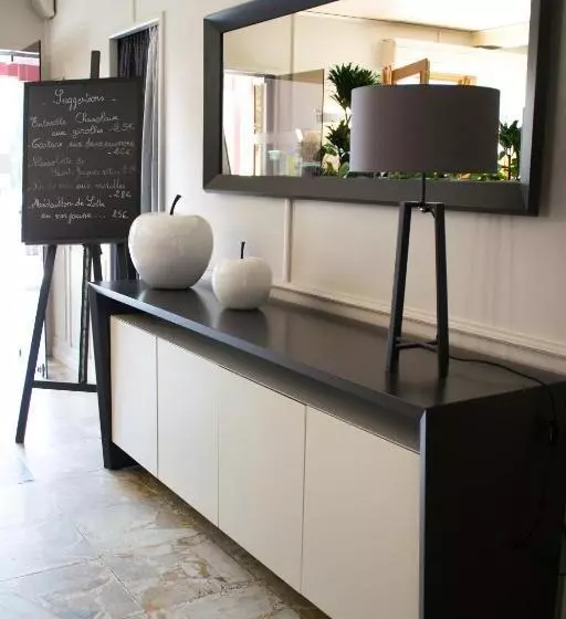 호텔 Le Rhien Hôtel Restaurant