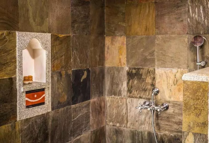 בית מלון כפרי Mantra Koodam Kumbakonam A Cgh Earth Experience