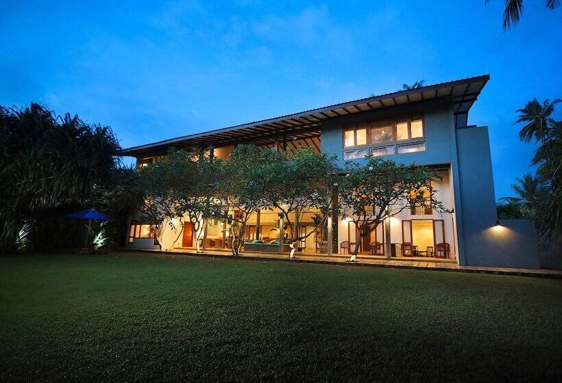 בית מלון כפרי Saffron And Blue