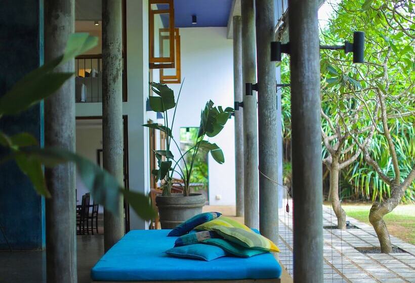 בית מלון כפרי Saffron And Blue