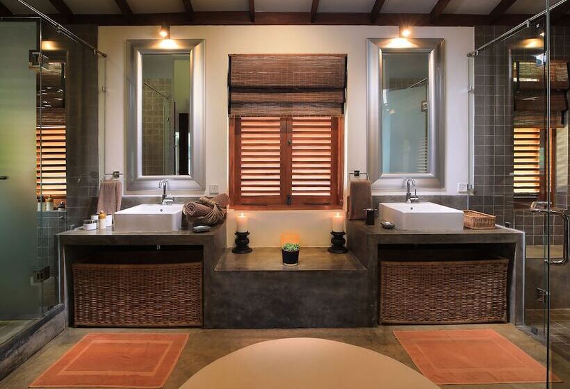 בית מלון כפרי Saffron And Blue