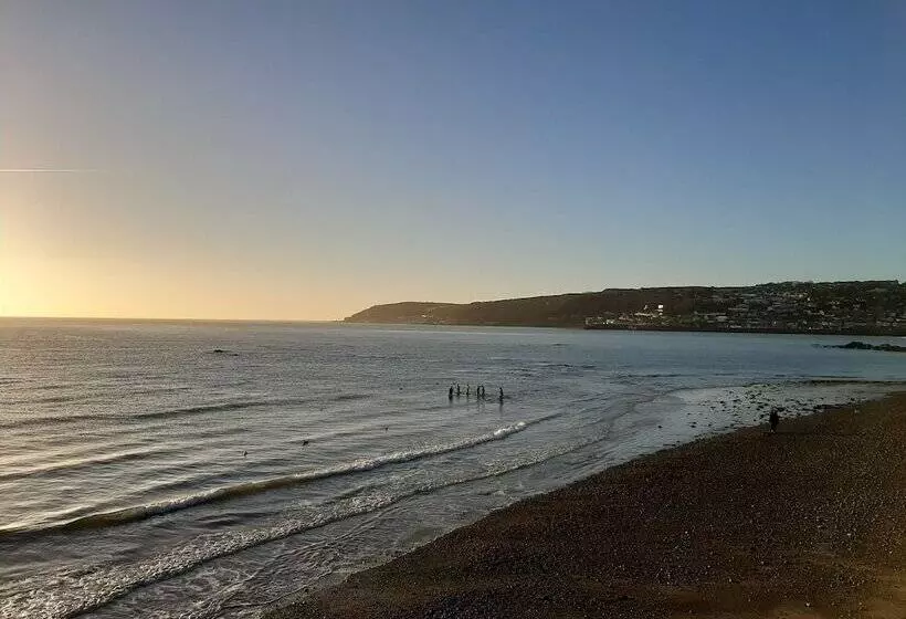 Hotel Dunedin Guest House