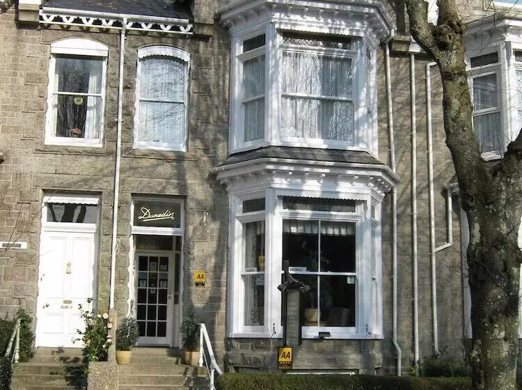 Hotel Dunedin Guest House