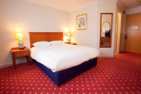 Отель Travelodge Borehamwood Studio Way