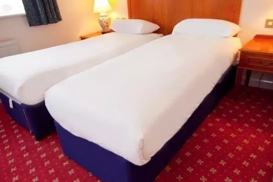 Отель Travelodge Borehamwood Studio Way